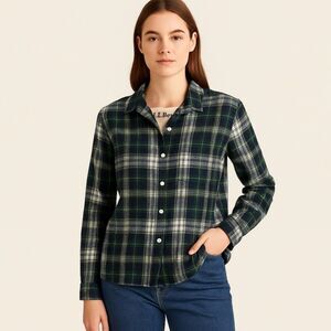 L.L.Bean Women’s Plaid Flannel Button-Up Shirt – Green Navy Tartan – Size M